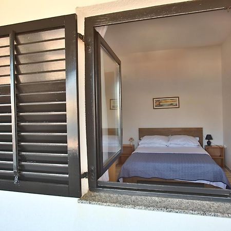 Apartman Branko Pag Town Exteriör bild