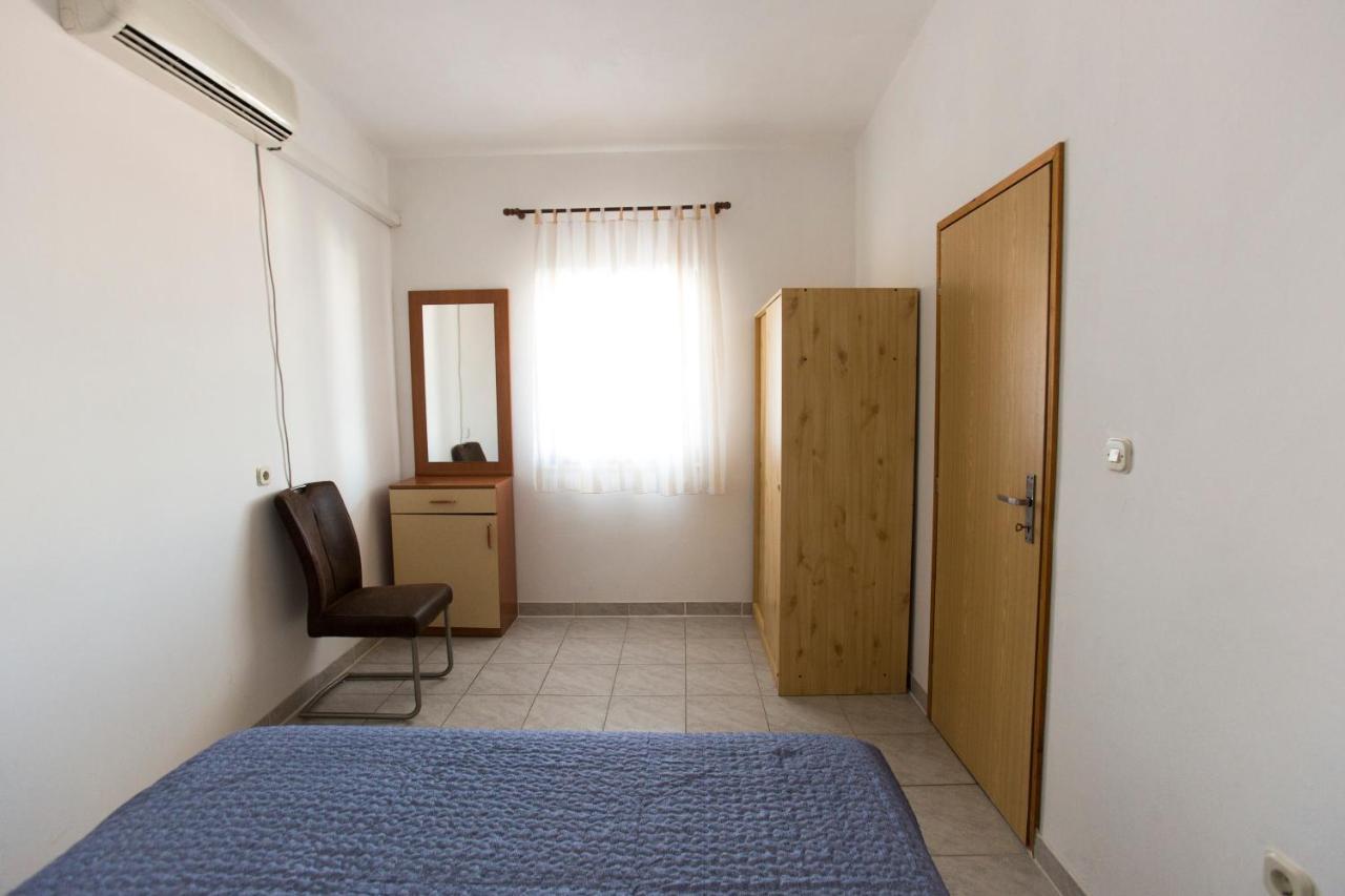 Apartman Branko Pag Town Exteriör bild