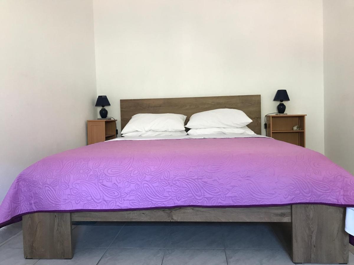 Apartman Branko Pag Town Exteriör bild